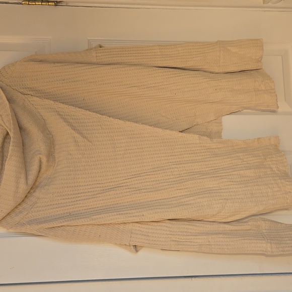 NWT Free People Juicy Long Sleeve Top Cowl Neck Thermal Stone Cold Beige - Picture 6 of 7